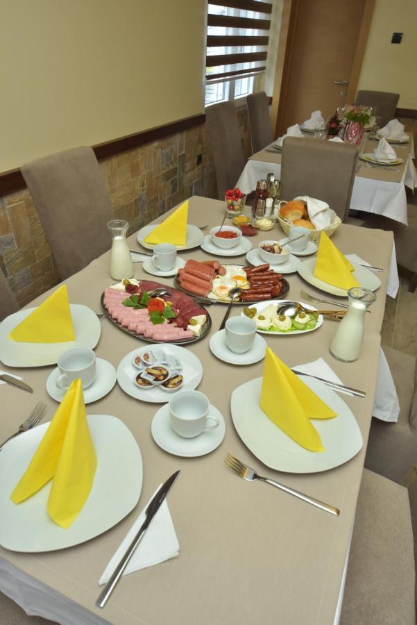 ホテル Luznjanin Restoran I Sobe Josanicka Banja エクステリア 写真